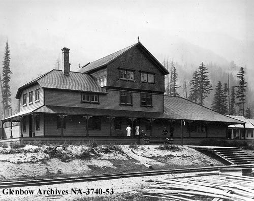 File:Fraser Canyon House in 1887 (4).jpg