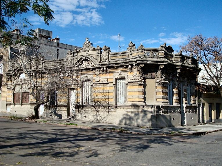 File:Old House in Reducto.jpg