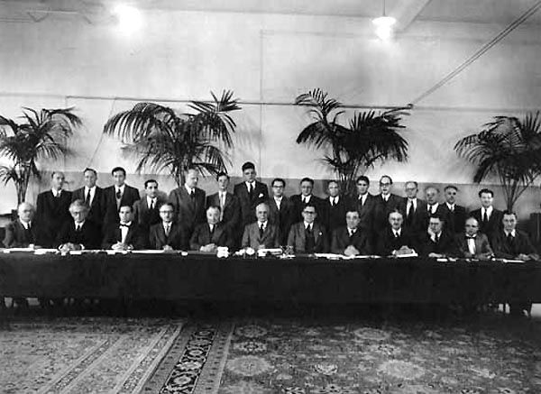 File:Solvay conference 1954 g.jpg