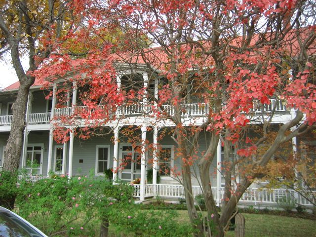 File:Antlers Porch.jpg