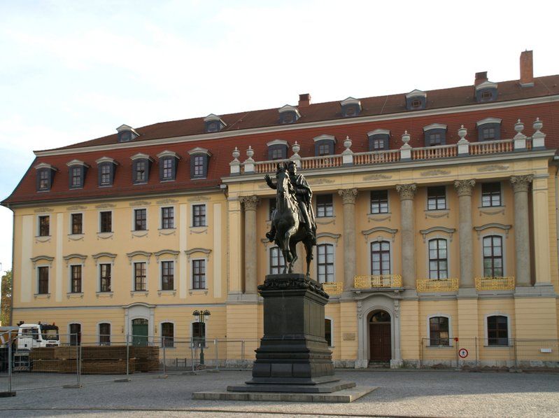 File:Hochschule für Musik Franz Liszt Weimar.jpg