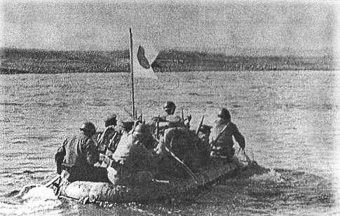 File:Japanese soldiers cross Khalkhyn Gol river 1939.jpg