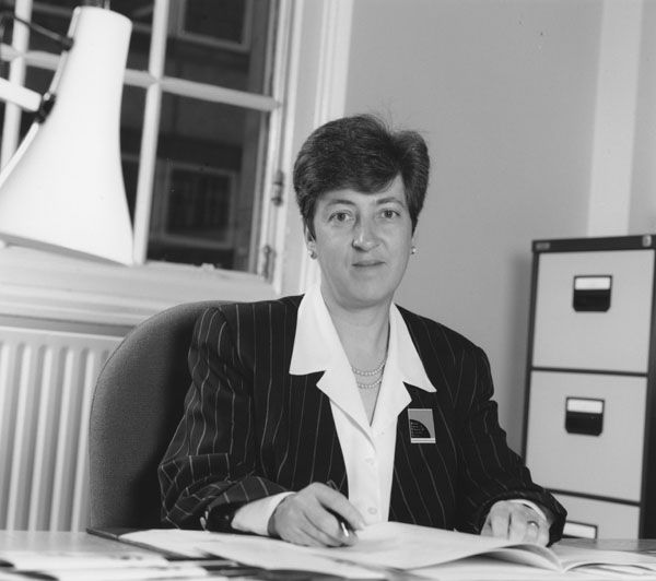 File:Lynne Brindley.jpg