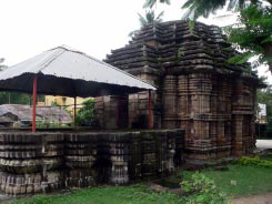 File:Purvesvara Siva Temple.png