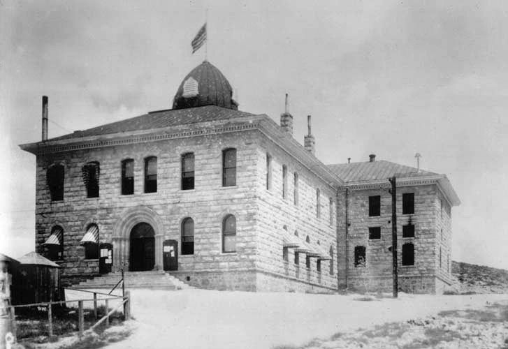 File:Nye County Courthouse 1907.jpg