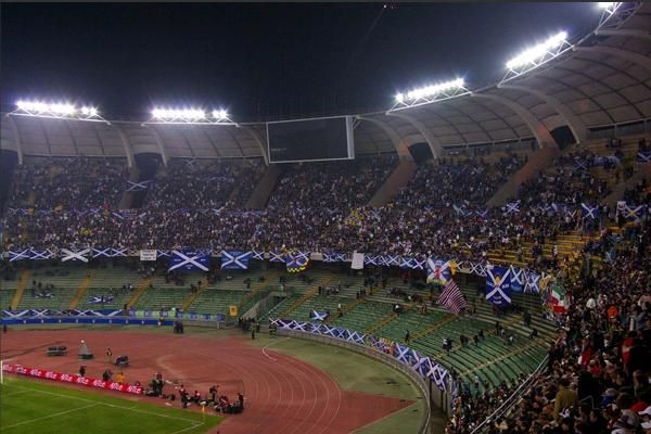 File:Stadio San Nicola.jpg