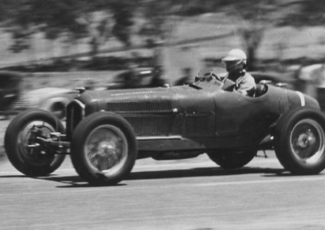 File:Alfa Romeo of Jack Saywell (1939 AGP).jpg