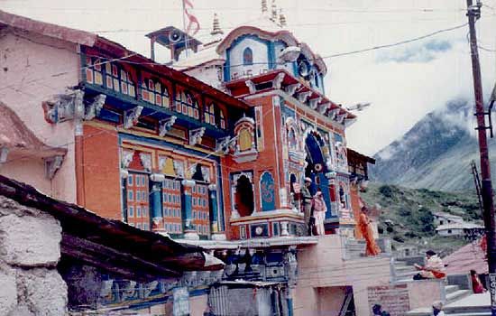 File:Badrinath temple (1).jpg