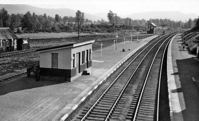 File:Boat of Garten railway station.jpg