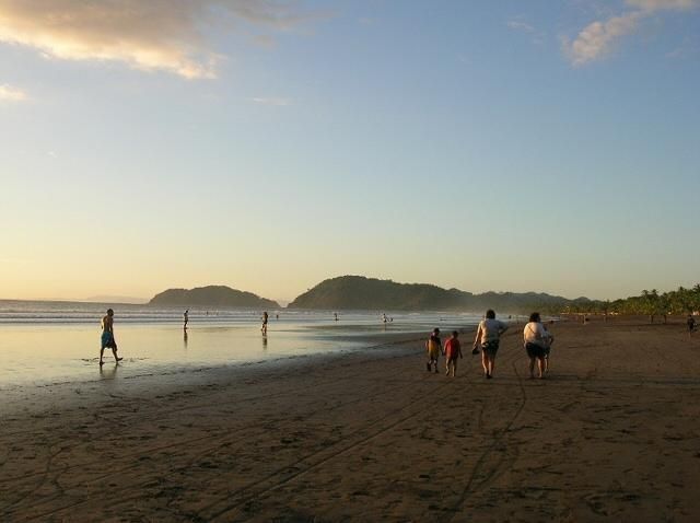 File:Jaco beach.jpg