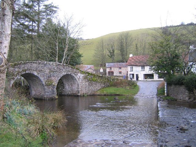 File:Badgworthy Water Malmsmead.jpg