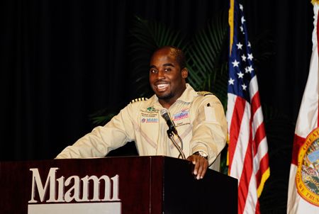 File:Barrington Irving.jpg