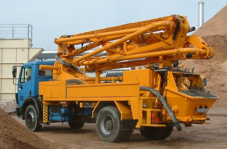 File:Concrete Pump RB.JPG