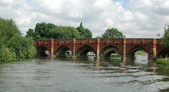 File:Great Barford Bridge.png