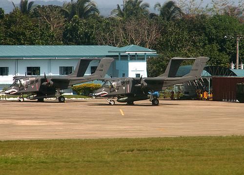 File:OV-10 Bronco in Lumbia.jpg