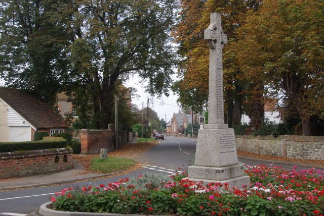 File:Benson war memorial.jpg