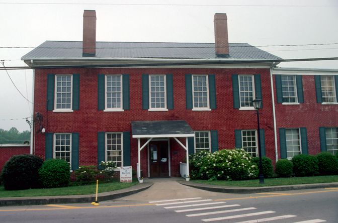 File:Dawson County Georgia Courthouse.jpg