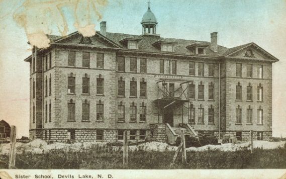 File:Sister School, Devils Lake, ND.jpg