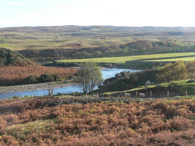 File:Strathnaver near Achargary.jpg