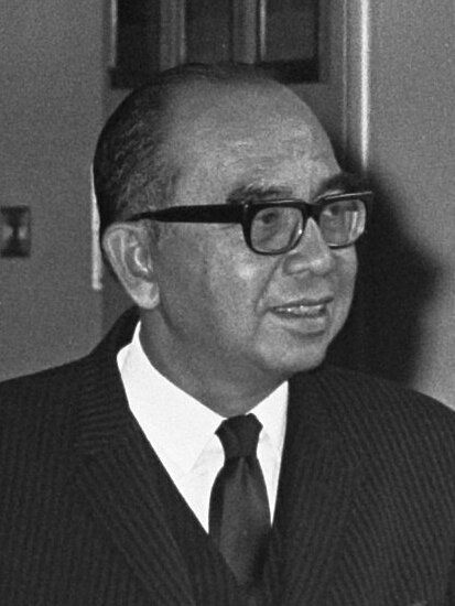 File:Tun Abdul Razak (cropped 4to3, version 2).jpg