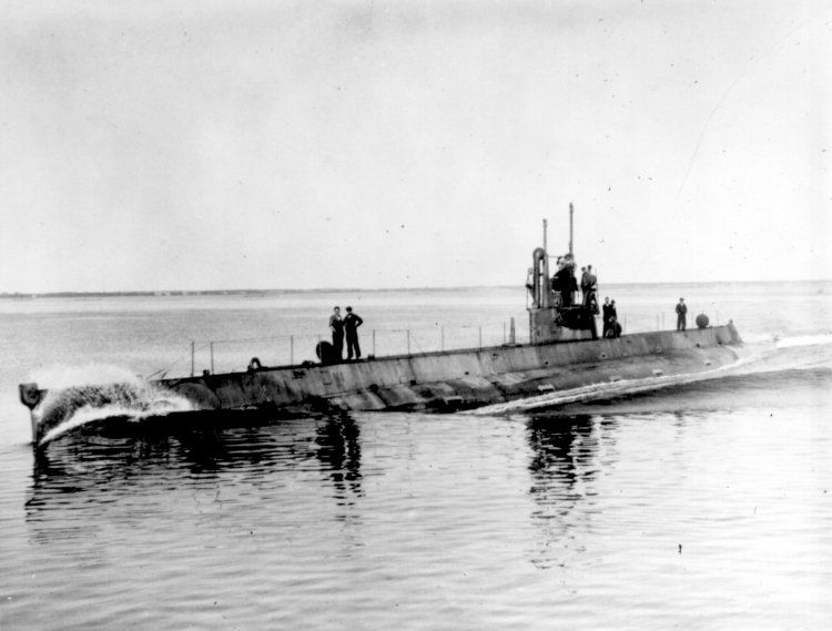 File:USS M-1 (SS-47).jpg