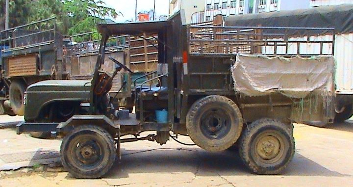 File:Vehicle in China 02.jpg