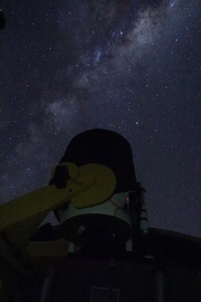 File:Zadko telescope australia night.jpg