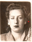 File:Adriana Kaplan.png