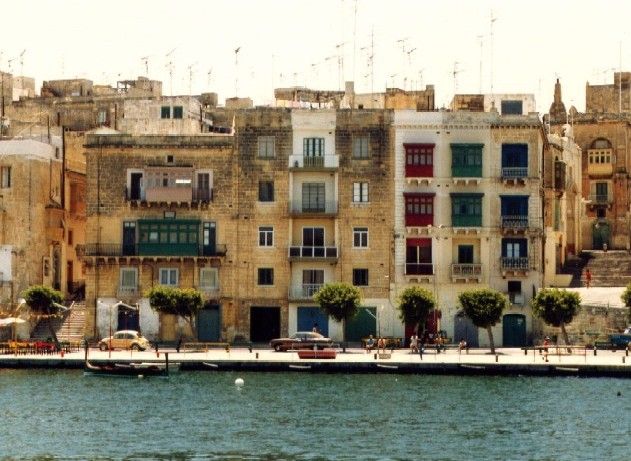 File:Malta 11 Great Harbour.jpg