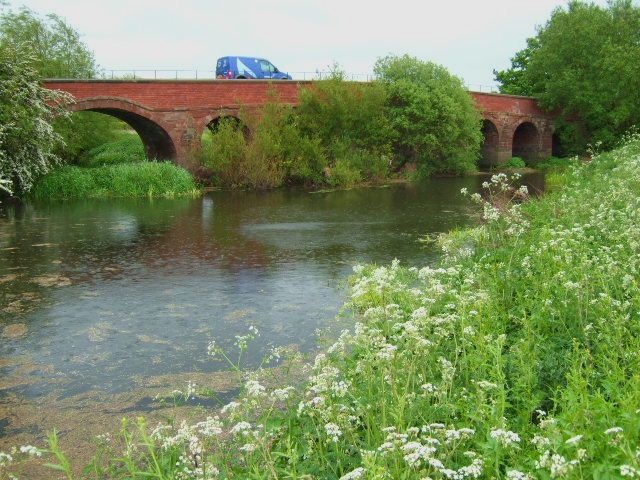 File:Old Bridge - geograph.org.uk - 433003.jpg