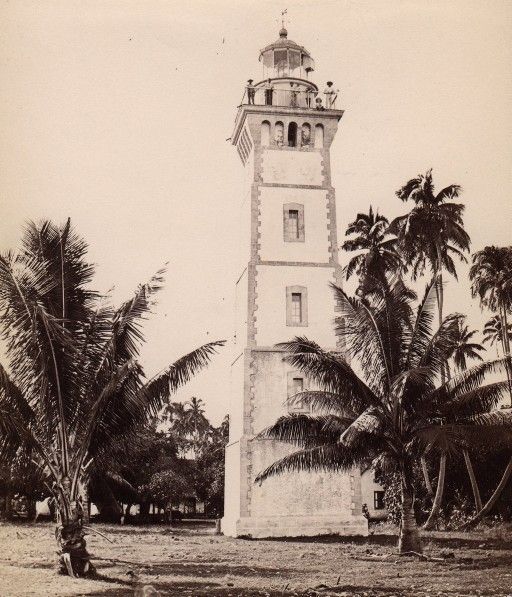 File:Phare de la Pointe Venus.jpg