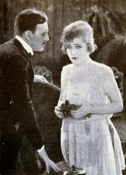 File:The Cradle (1922) - 3.jpg