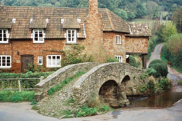 File:Allerford bridge.jpg