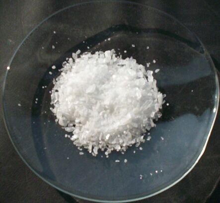 File:Boric acid.jpg