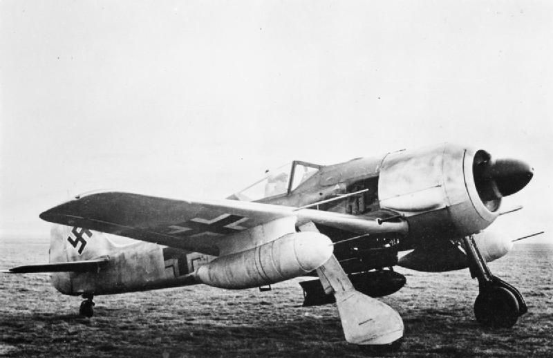 File:German Military Aircraft 1939-1945 CH16121.jpg