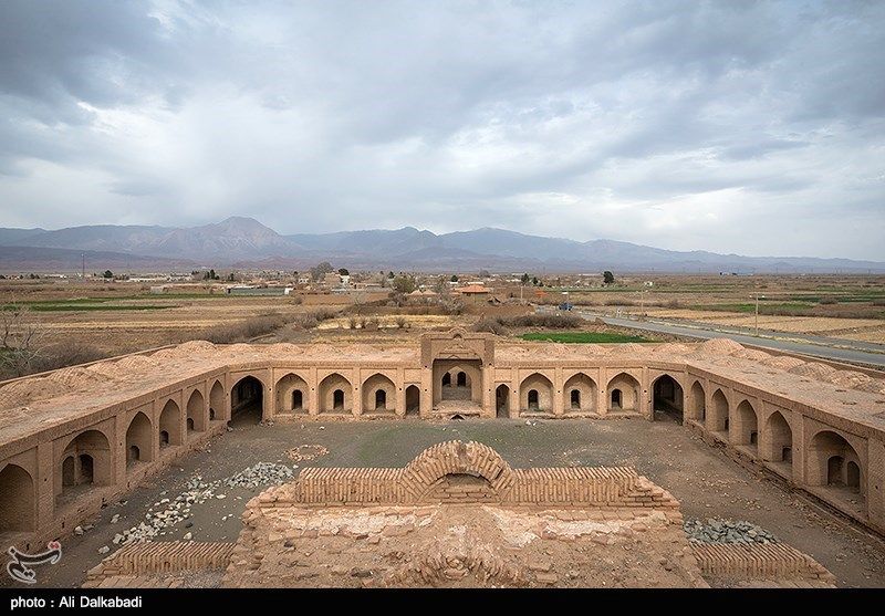 File:Mehr Caravanserai, Davarzan, Iran 20180310 Tasnim 19.jpg