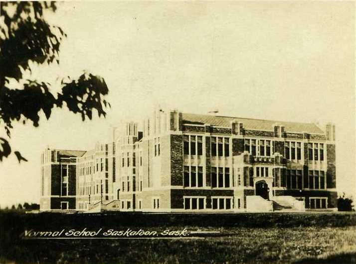 File:Saskatoon Normal School c 1930.jpg