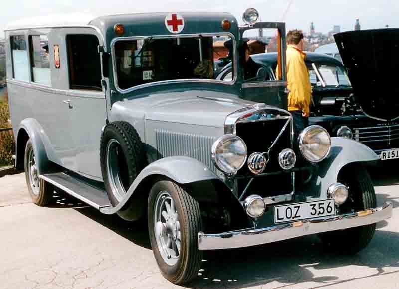 File:Volvo PV655 Ambulance 1934.jpg