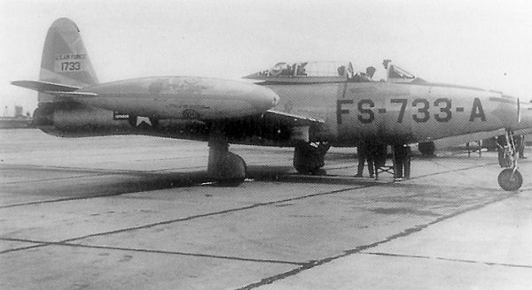 File:F-84g-51-733-137thfbw-1952.jpg