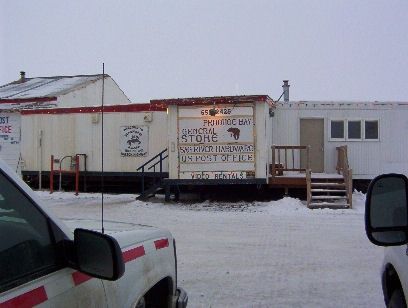 File:General store, Deadhorse, Alaska (2003).jpg