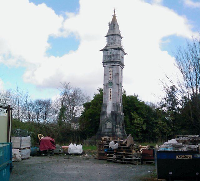 File:McCarthys Monument (geograph 2826771).jpg