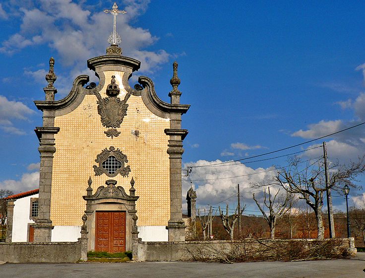 File:Santuário de Nossa Sra. dos Remédios, Tuizelo.jpg