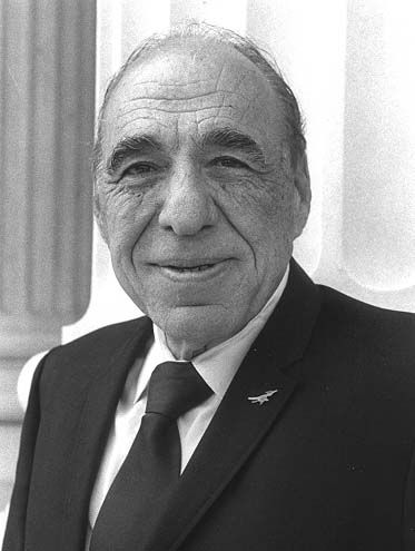 File:Henry B Gonzalez.jpg