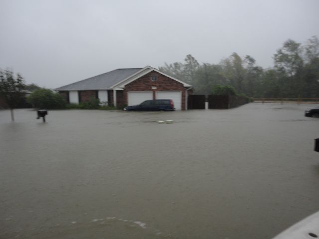 File:HurricaneIsaac LaplaceLA 6pm.JPG