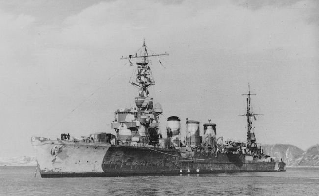 File:Japanese cruiser Tama in 1942.jpg