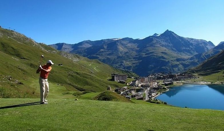 File:Tignes golf course.jpg