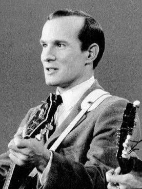 File:Tom Smothers 1967 (cropped).JPG