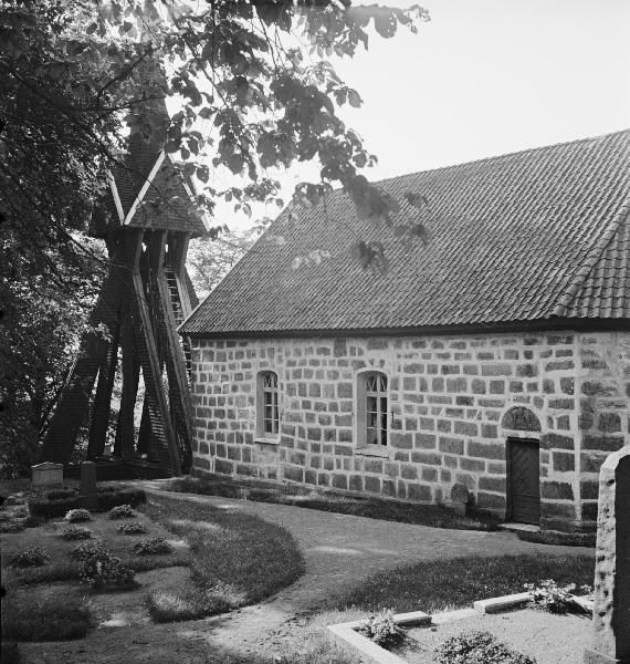 File:Velinga kyrka - KMB - 16001000006963.jpg