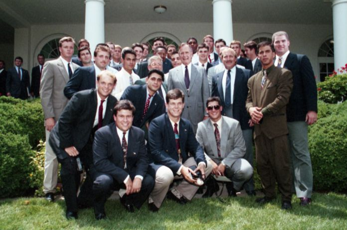 File:1991 LSU Tigers at White House (P23300-23).png