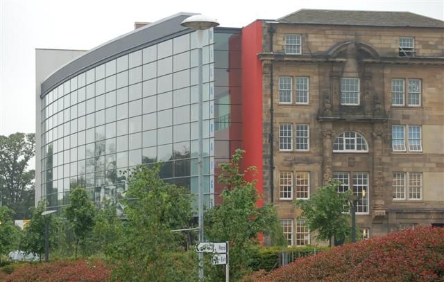 File:Business centre - geograph.org.uk - 459906.jpg